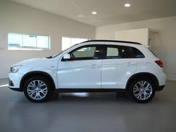 2018 Mitsubishi
                ASX ES