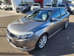 Kia
Cerato SLi