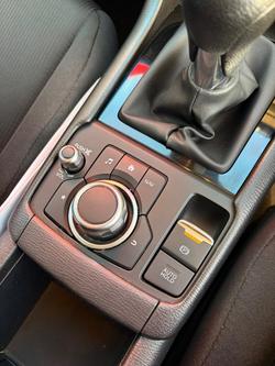 2021 Mazda
CX-3 Neo Sport