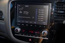 2020 Mitsubishi
Outlander LS