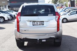 2016 Mitsubishi
Pajero Sport GLS