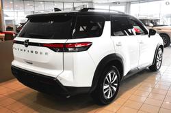 2024 Nissan
Pathfinder Ti