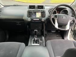 2017 Toyota
Landcruiser Prado GXL
