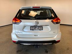 2019 NISSAN
                X-TRAIL ST 2WD