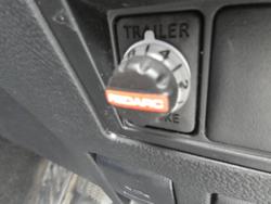 2019 Toyota
Hilux 4x4 Hilux 4x4 SR5 2.8L T Diesel Automatic Double Cab 1Y46290 005