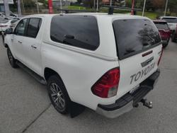 2019 Toyota
Hilux 4x4 Hilux 4x4 SR5 2.8L T Diesel Automatic Double Cab 1Y46290 005