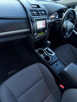 2015 Toyota
Camry Atara S