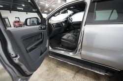 2017 Ford
                Everest Titanium