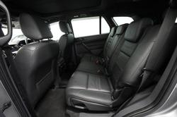 2017 Ford
                Everest Titanium