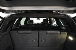 2017 Ford
Everest Titanium