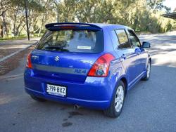 2010 Suzuki
Swift RE4