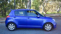 2010 Suzuki
Swift RE4