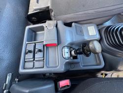 2009 Isuzu Frr 500 WHITE
