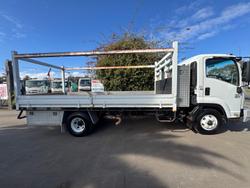 2009 Isuzu Frr 500 WHITE