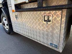 2009 Isuzu Frr 500 WHITE