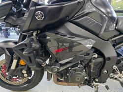 2017 Yamaha MT-10A BLACK