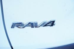 2020 Toyota
RAV4 GXL