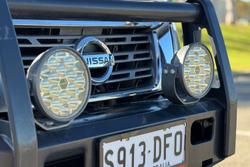 2020 Nissan
                Navara RX