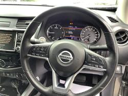2022 Nissan
Navara ST-X