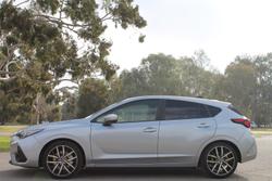 2025 Subaru
Impreza 2.0S