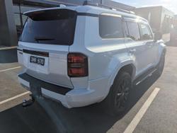 2024 Toyota
                Landcruiser Prado VX