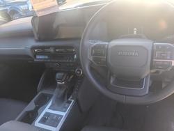 2024 Toyota
                Landcruiser Prado VX