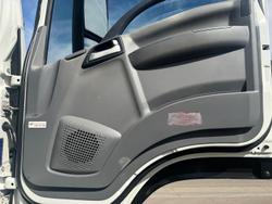 2015 Isuzu Fxz 1500 WHITE