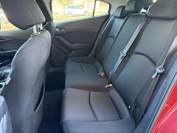 2015 Mazda
3 Neo