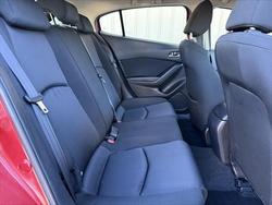 2015 Mazda
3 Neo