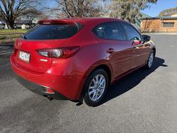 2015 Mazda
3 Neo