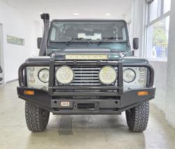 2016 Land Rover
Defender