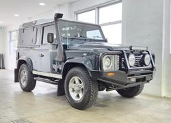 2016 Land Rover
Defender