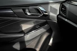 2022 Isuzu
MU-X LS-T