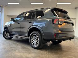 2022 Ford
Everest Trend