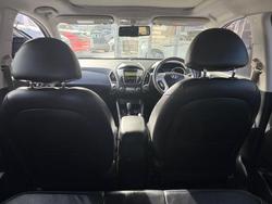 2010 Hyundai
ix35 Highlander