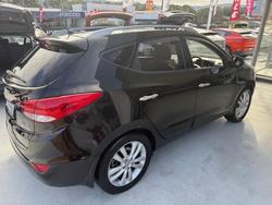 2010 Hyundai
ix35 Highlander