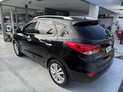 2010 Hyundai
ix35 Highlander