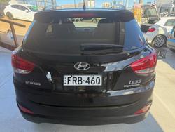 2010 Hyundai
ix35 Highlander