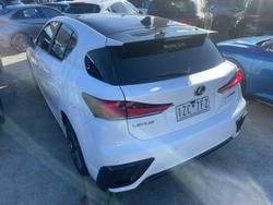 2017 Lexus
CT 200h F Sport