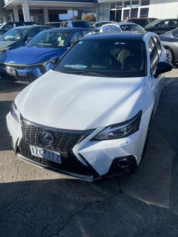 2017 Lexus
CT 200h F Sport