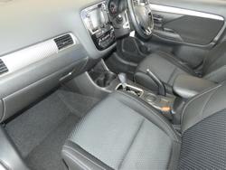 2015 Mitsubishi
Outlander XLS