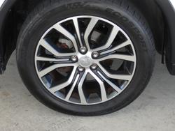 2015 Mitsubishi
Outlander XLS