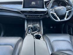 2021 LDV D90