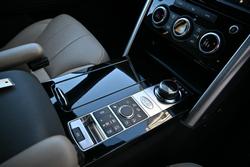 2017 Land Rover
Discovery TD6 HSE