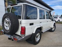2011 Toyota
Landcruiser GXL
