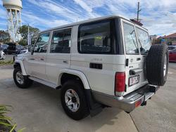 2011 Toyota
Landcruiser GXL