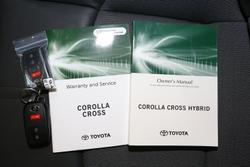 2024 Toyota
Corolla Cross GXL