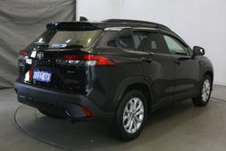 2024 Toyota
Corolla Cross GXL