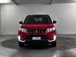 2023 Suzuki
Vitara