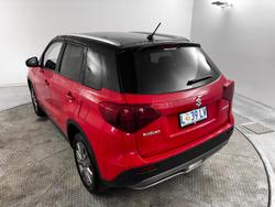 2023 Suzuki
Vitara
